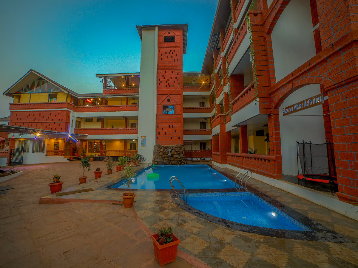 Gallery Image 4 - Resort Ambiance