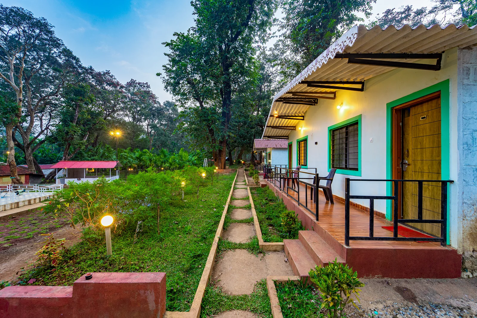 Gallery Image 4 - Resort Ambiance
