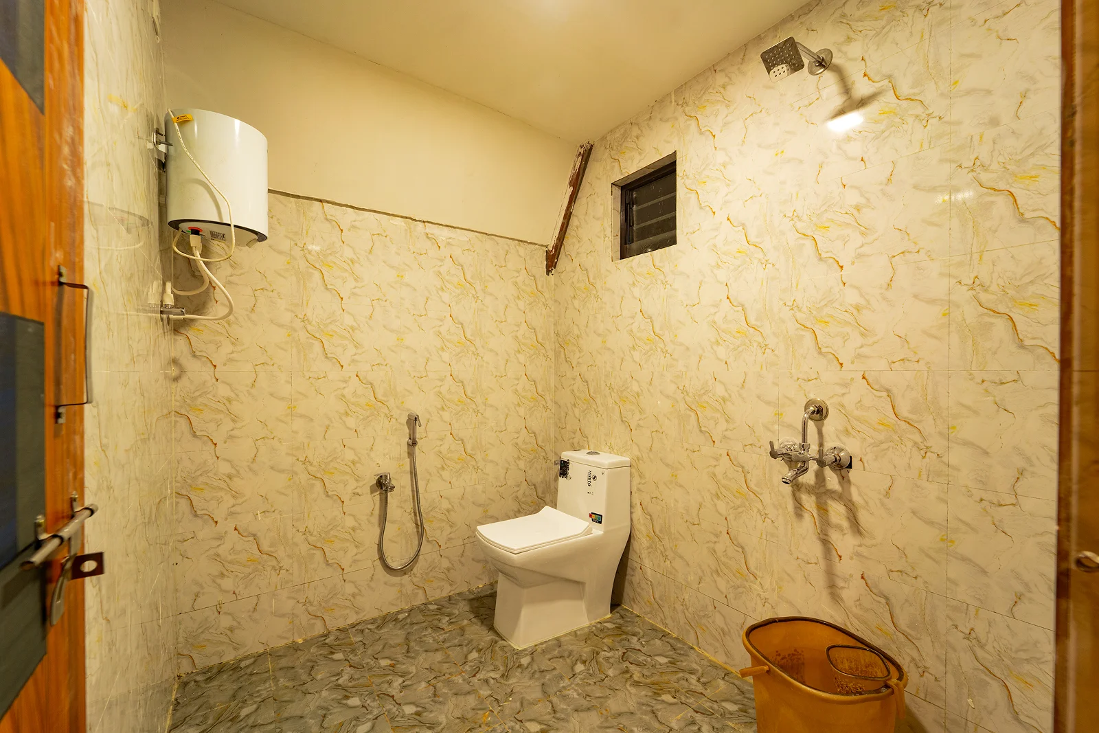 Gallery Image 4 - Resort Ambiance